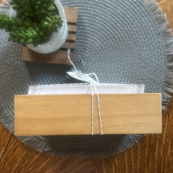 Recipe cards and holder!🌿 - Picture 3 of 3